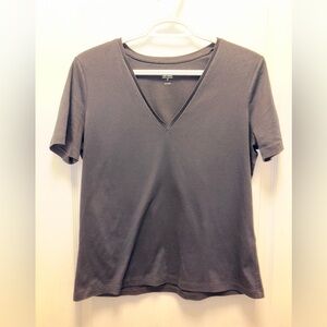 Banana Republic Luxe Touch Black V-Neck Short Sleeve Tee